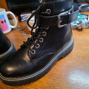 Women's Dune 8m black boots.